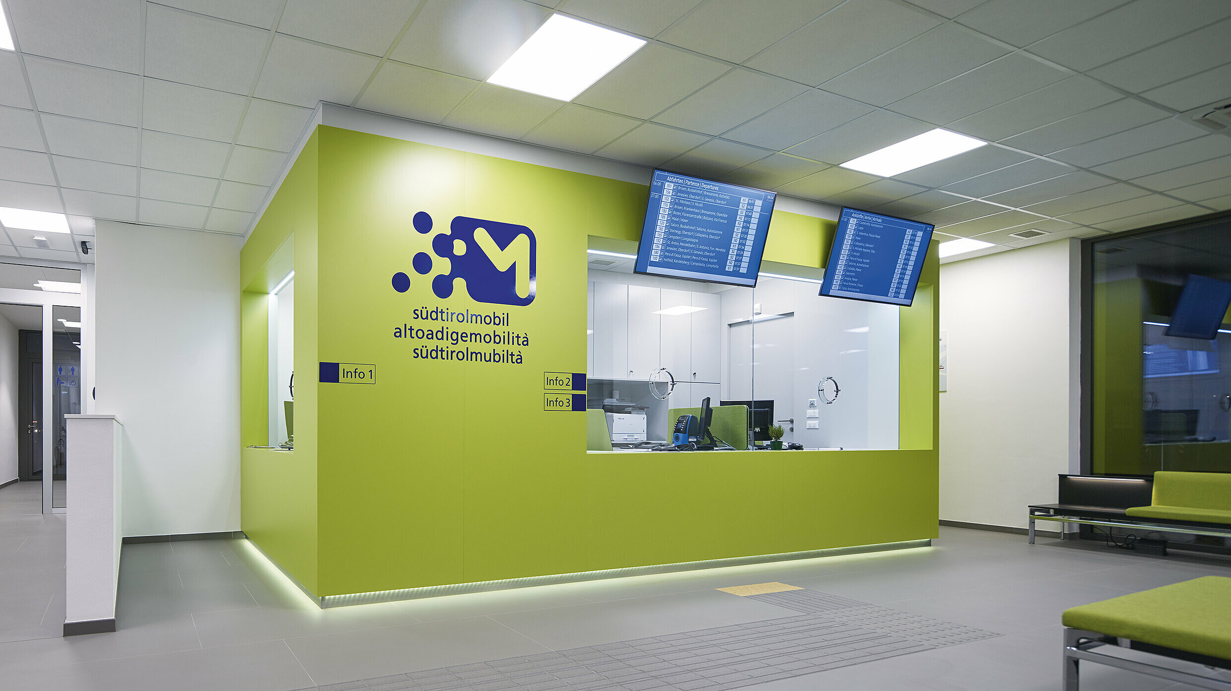 Counters inside the Infopoint in Bolzano/Bozen.